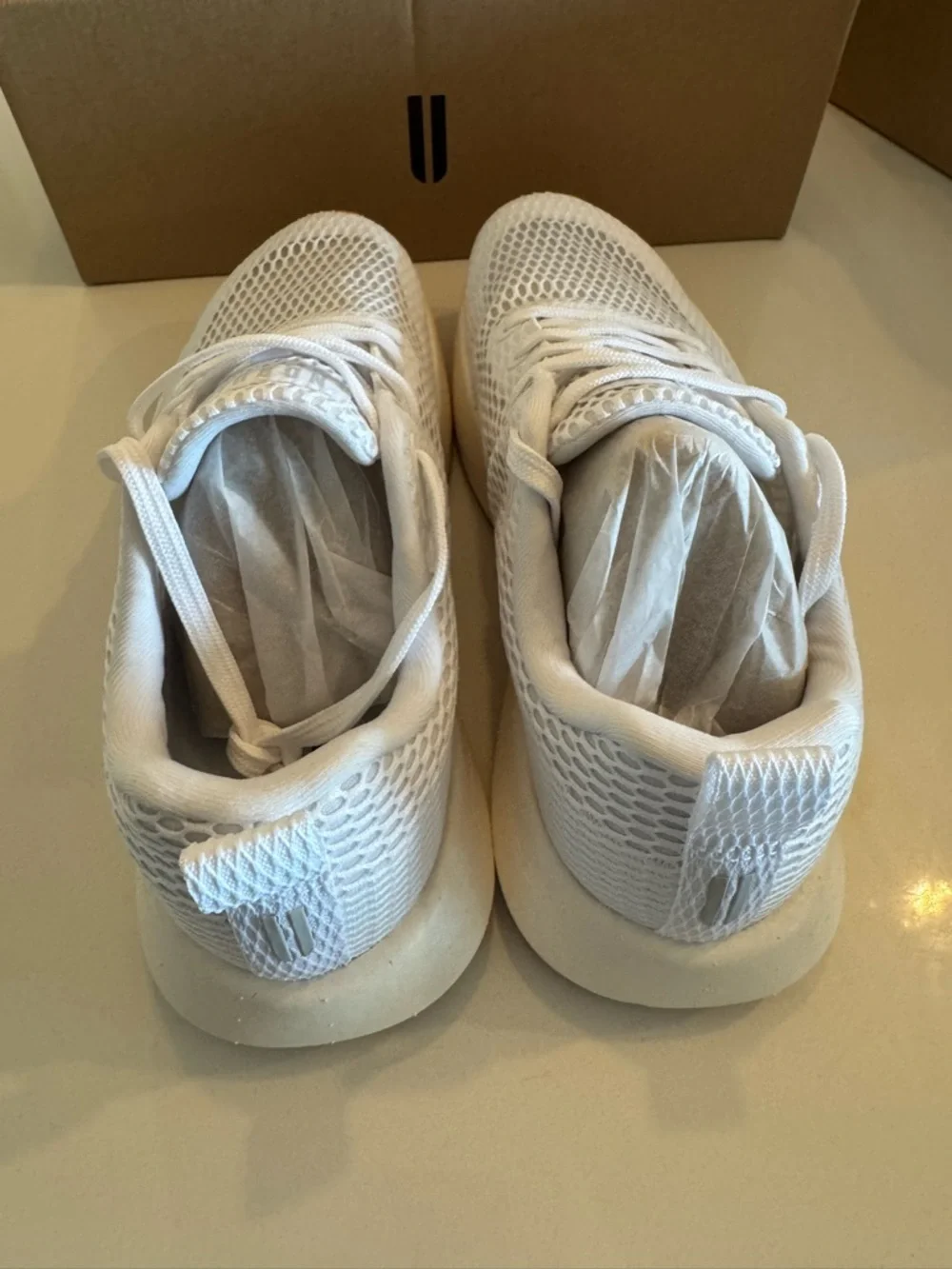 NOBULL Drive Mesh Sneaker in White Gum, size 8 - Picture 7 of 8